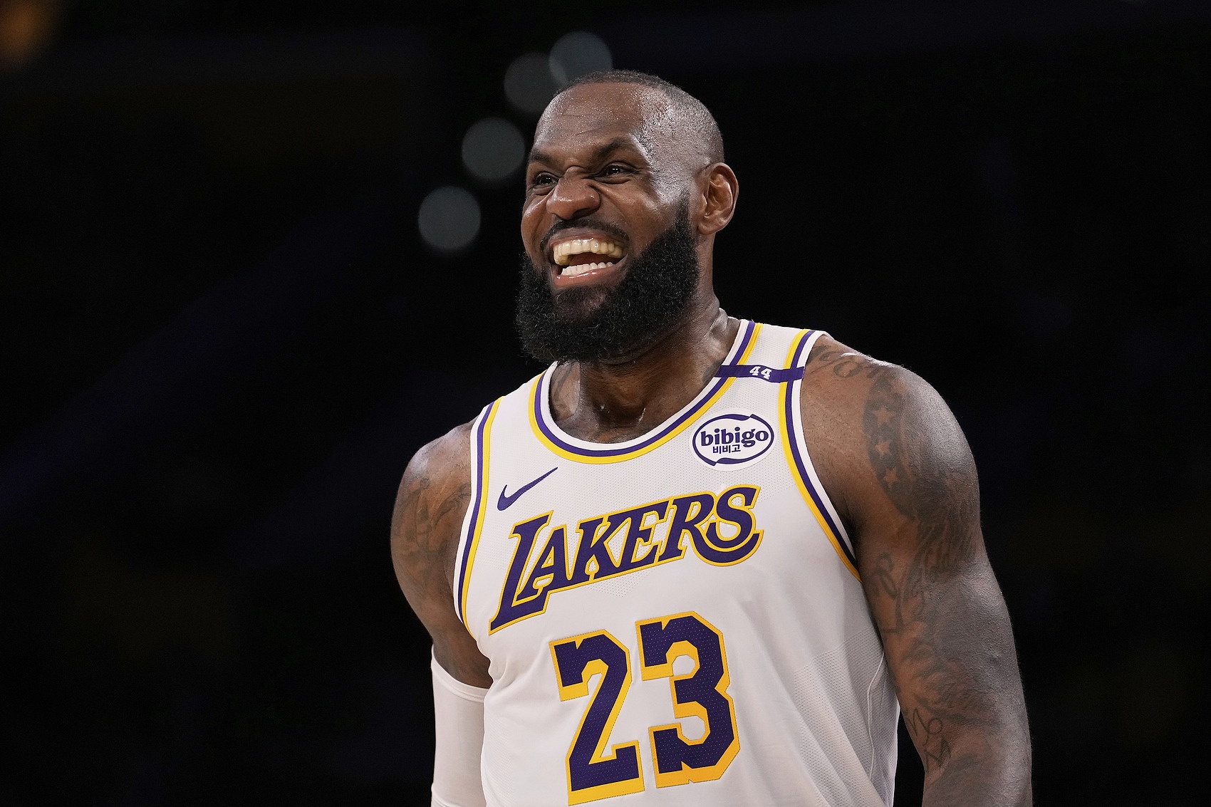 雷迪克：休賽期和詹姆斯會(huì )面過(guò)兩次 他會(huì )為我們帶來(lái)最好的表現