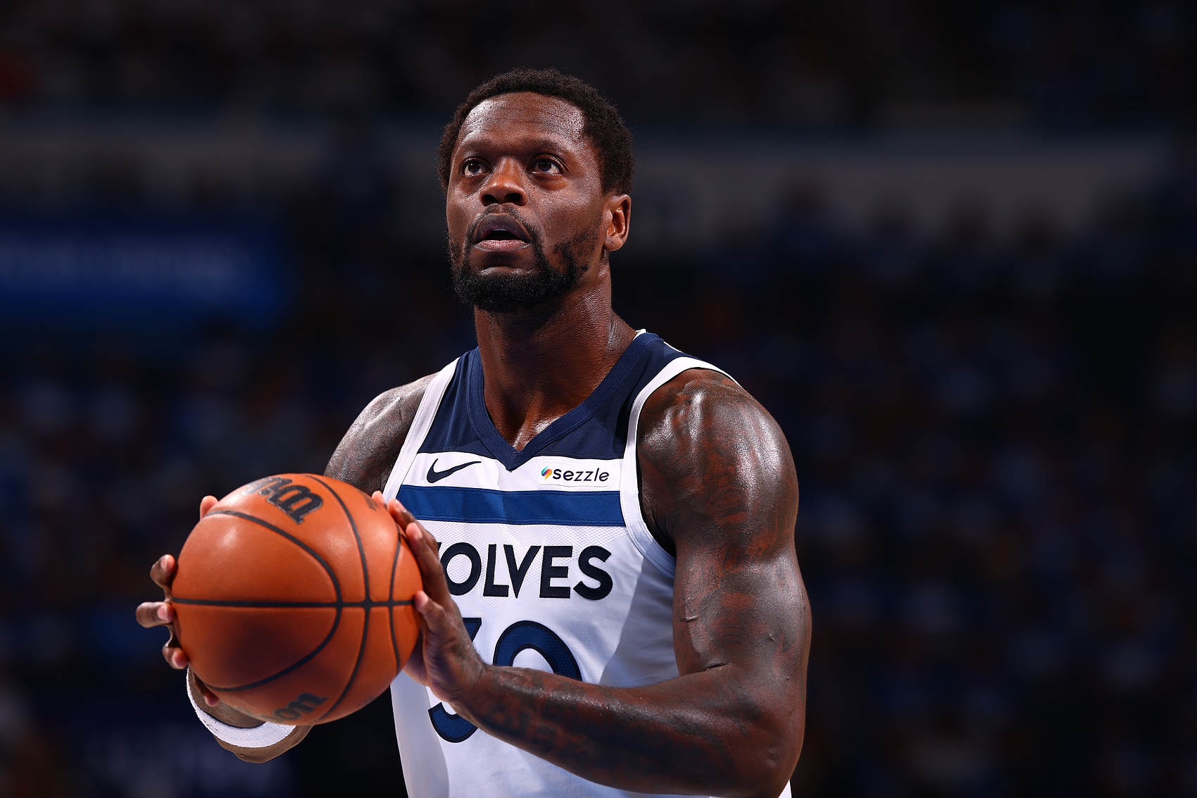 蘭德?tīng)枺何覀儛?ài)上了明尼蘇達的清新空氣 在這里不必每天追求完美