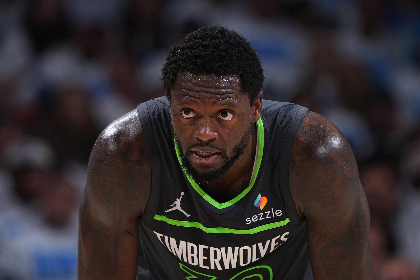 交易前蘭德?tīng)柧透杏X(jué)尼克斯生涯已結束 捐贈130萬(wàn)蓋學(xué)校后被交易