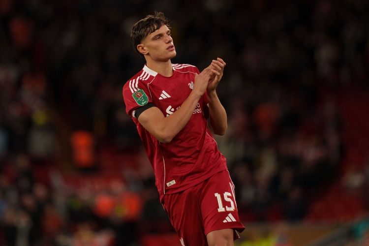 記者：本希望萊奧尼先在意甲豪門(mén)踢球 能與范迪克搭檔是巨大機會(huì )