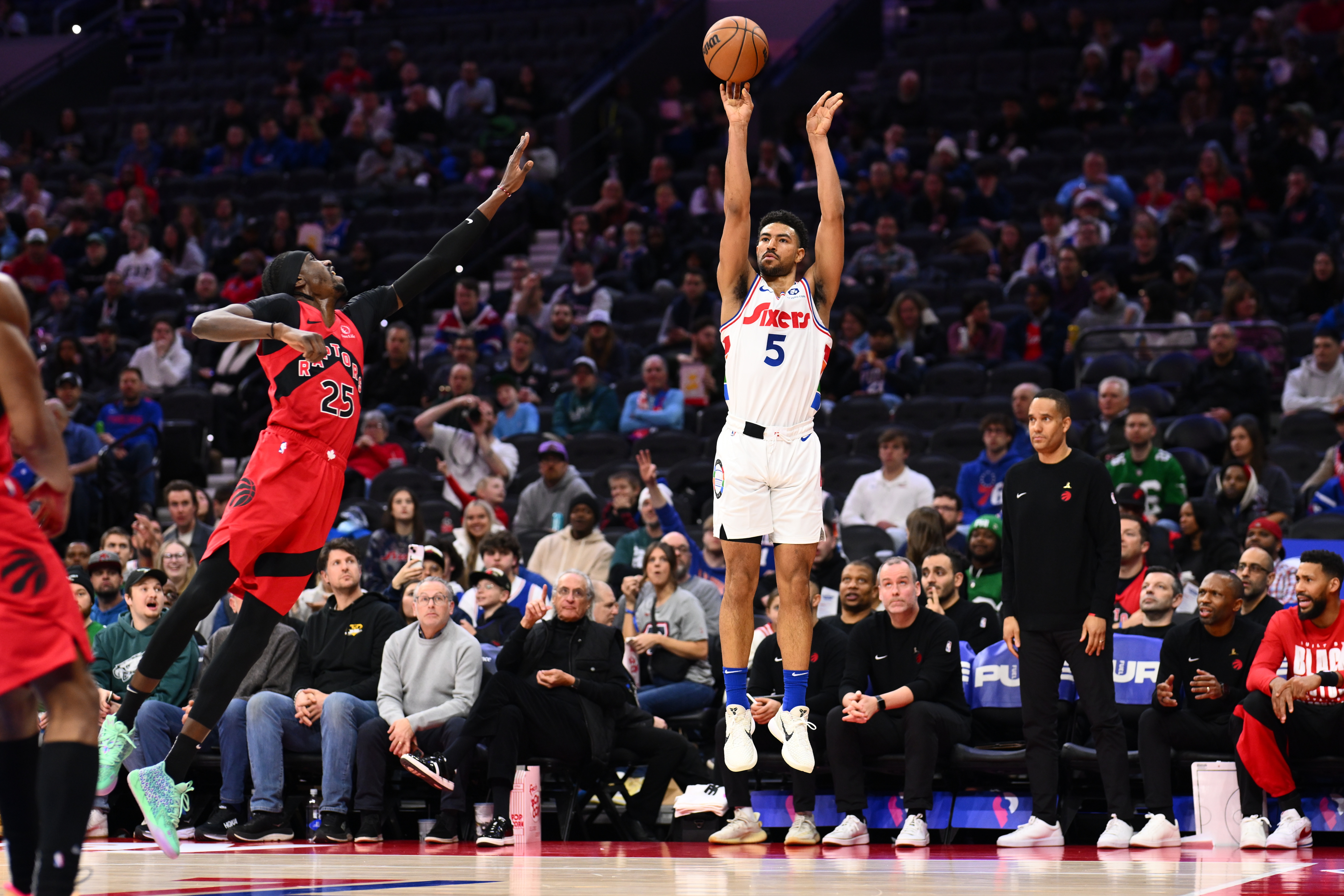 名記：76人想留格萊姆斯 但不想超二土 不想搭選秀權做交易騰空間