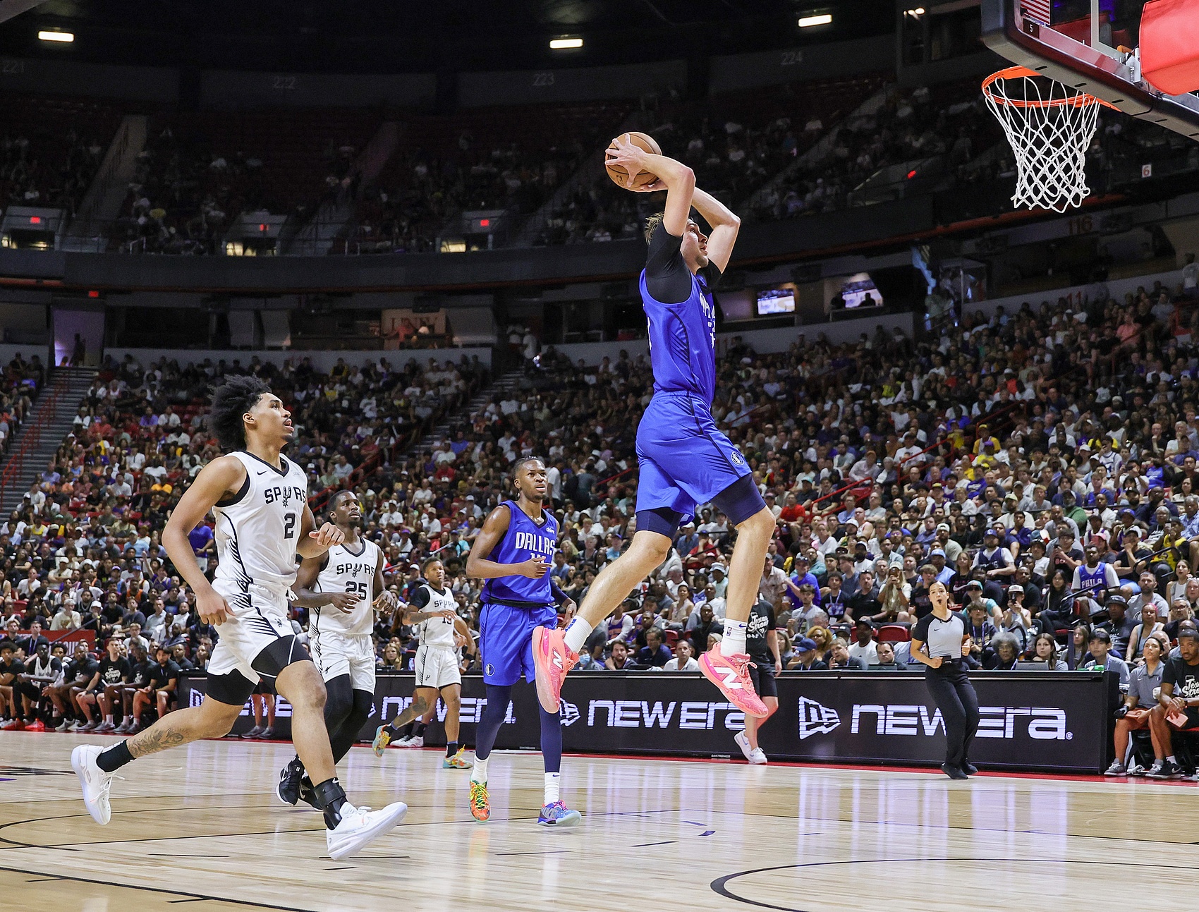 獨行俠訓練營(yíng)名單出爐：弗拉格歐文濃眉克萊在列 一共22人