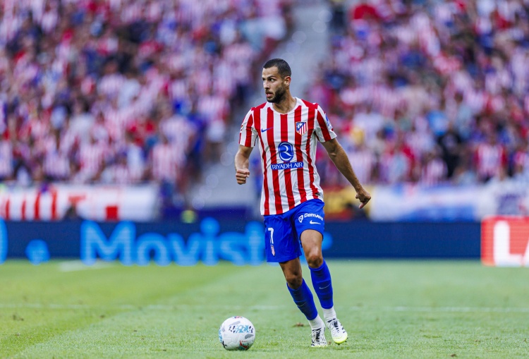 阿斯報：對陣皇馬漢茨科可能擔任馬競左后衛，朗格萊出任中衛