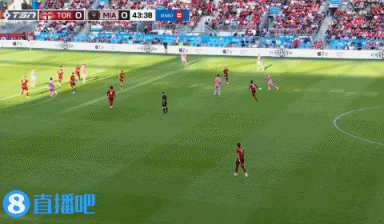 遇到門(mén)神了！梅西接隊友橫傳直接低射，門(mén)將倒地極限撲救