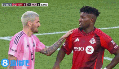 第n次神撲??梅西任意球打門(mén)角度刁鉆 門(mén)將迅速反應拒絕連場(chǎng)進(jìn)球