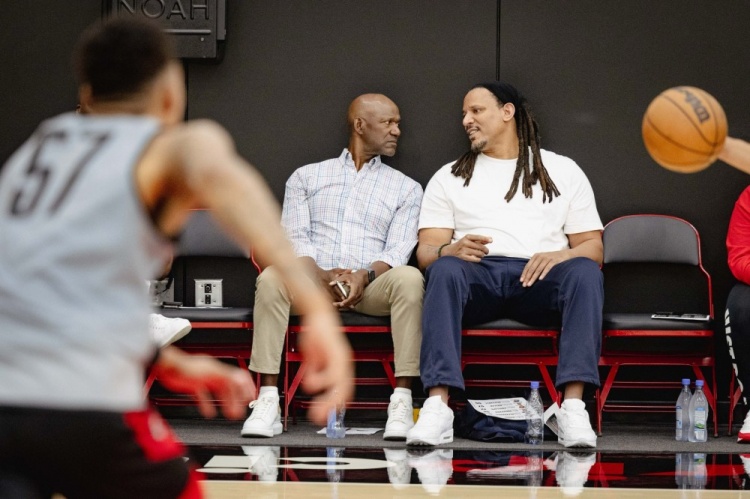 開(kāi)拓者官宣人事變動(dòng)！球隊舊將布萊恩-格蘭特&特里-波特球隊任職