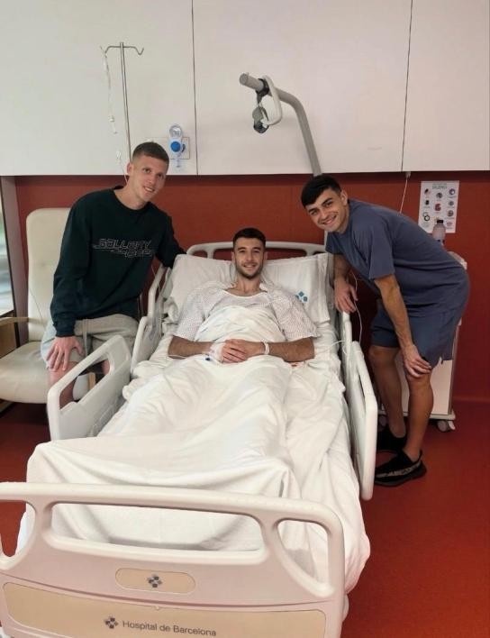 世體：佩德里因自己大傷過(guò)所以感同身受，多次去看望受傷的隊友