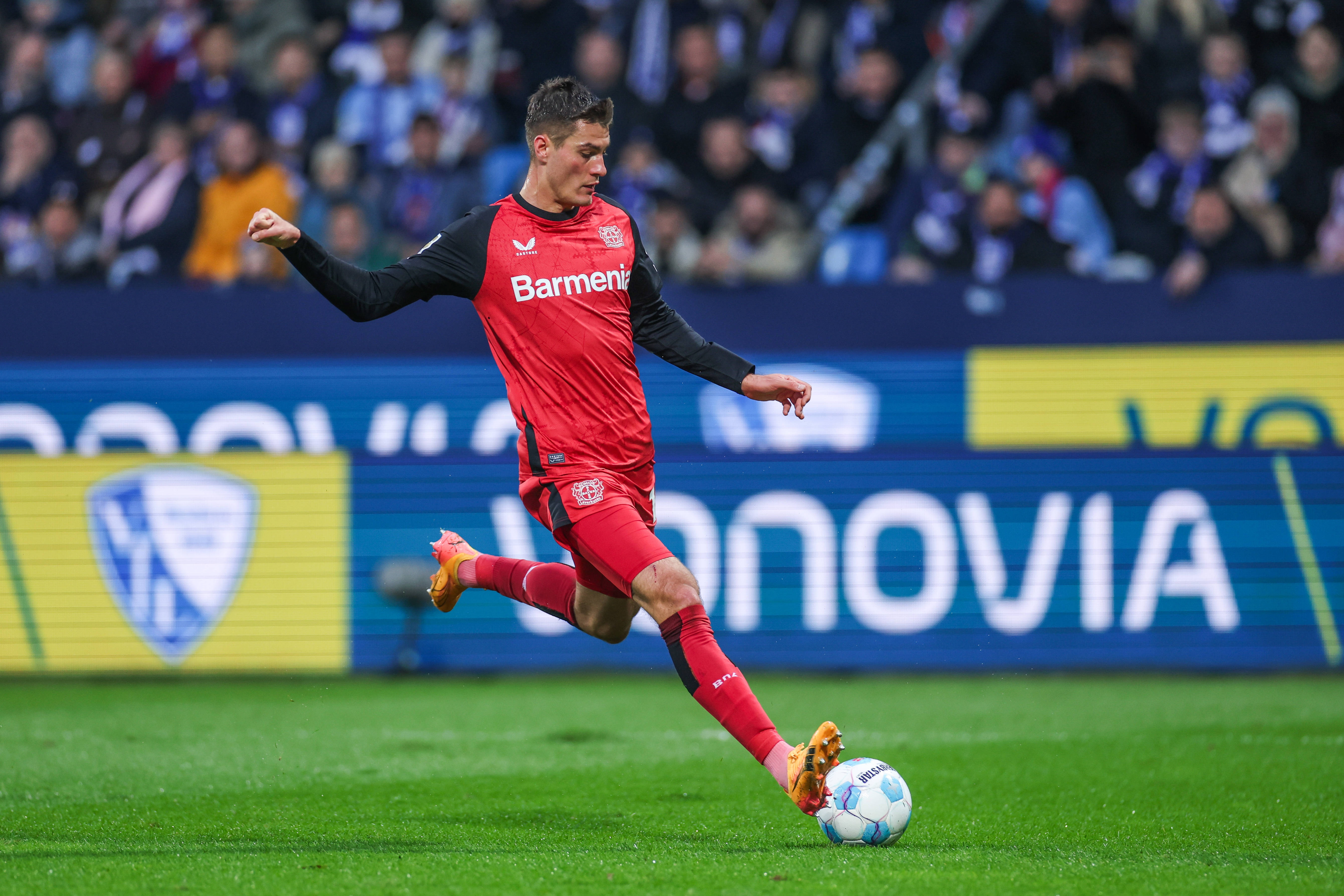 勒沃庫森官方：前鋒?？舜笸燃∪馐軅?，預計缺席兩場(chǎng)比賽