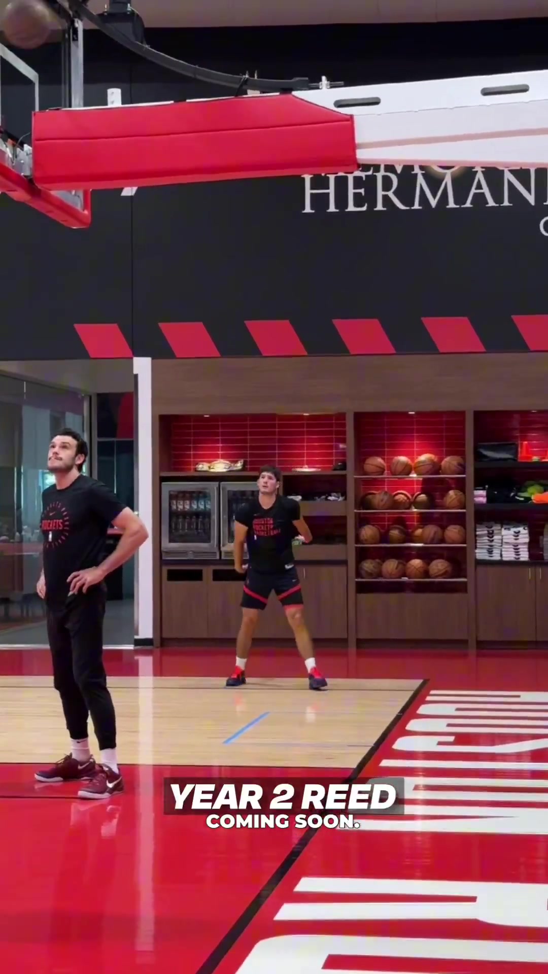 射手潛質(zhì)！謝潑德底角三分訓練一記未丟 輕松9連中！