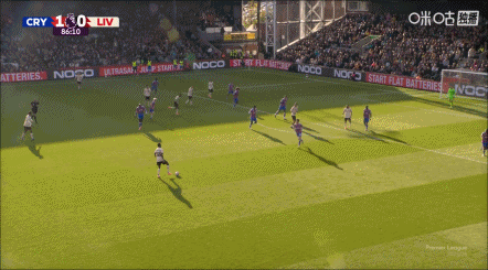 前球員談薩拉赫疑似手球：確實(shí)打在手上了 利物浦這是逃過(guò)一劫