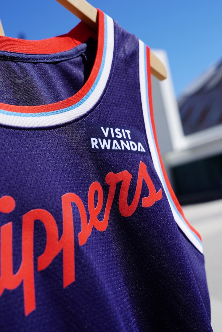 新的球衣廣告贊助商！快船與盧旺達官方旅游推廣品牌達成合作