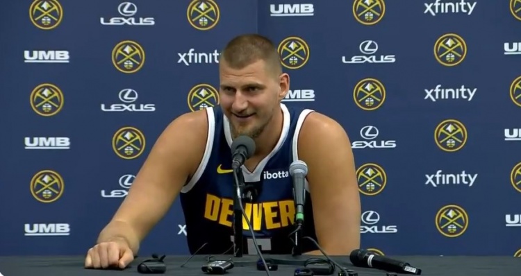 約基奇給2代球鞋打廣告：這雙鞋對腳有好處&很舒適 售價(jià)199美元