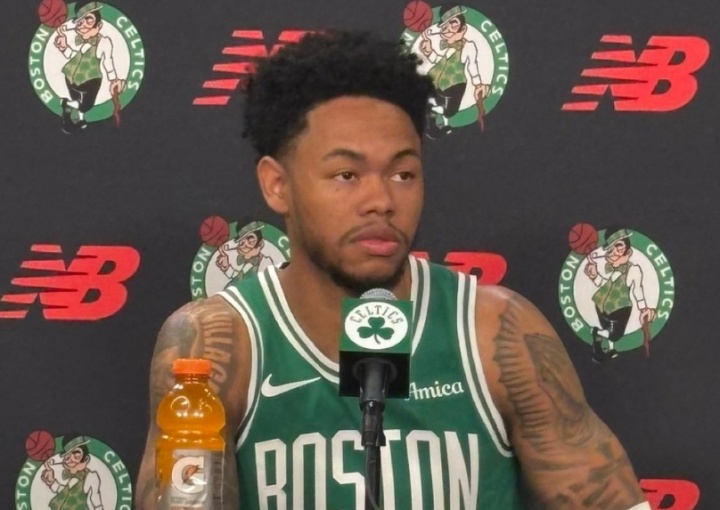 A-西蒙斯：馬祖拉一直鼓勵我 說(shuō)我的防守其實(shí)沒(méi)有那么爛