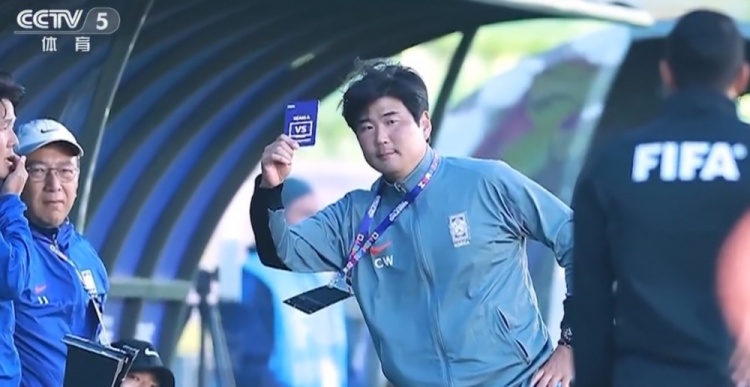 央視科普世青賽出現“綠牌”：挑戰機制，每隊每場(chǎng)兩次使用機會(huì )