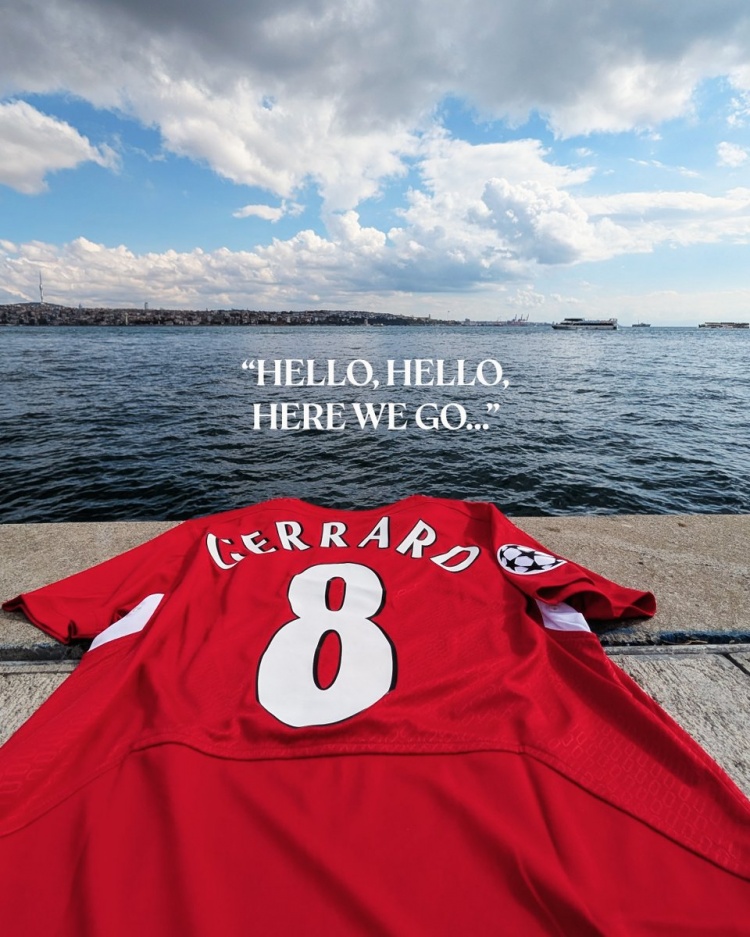 奇跡之夜！利物浦官推曬杰拉德球衣，紀念時(shí)隔20年重返伊斯坦布爾
