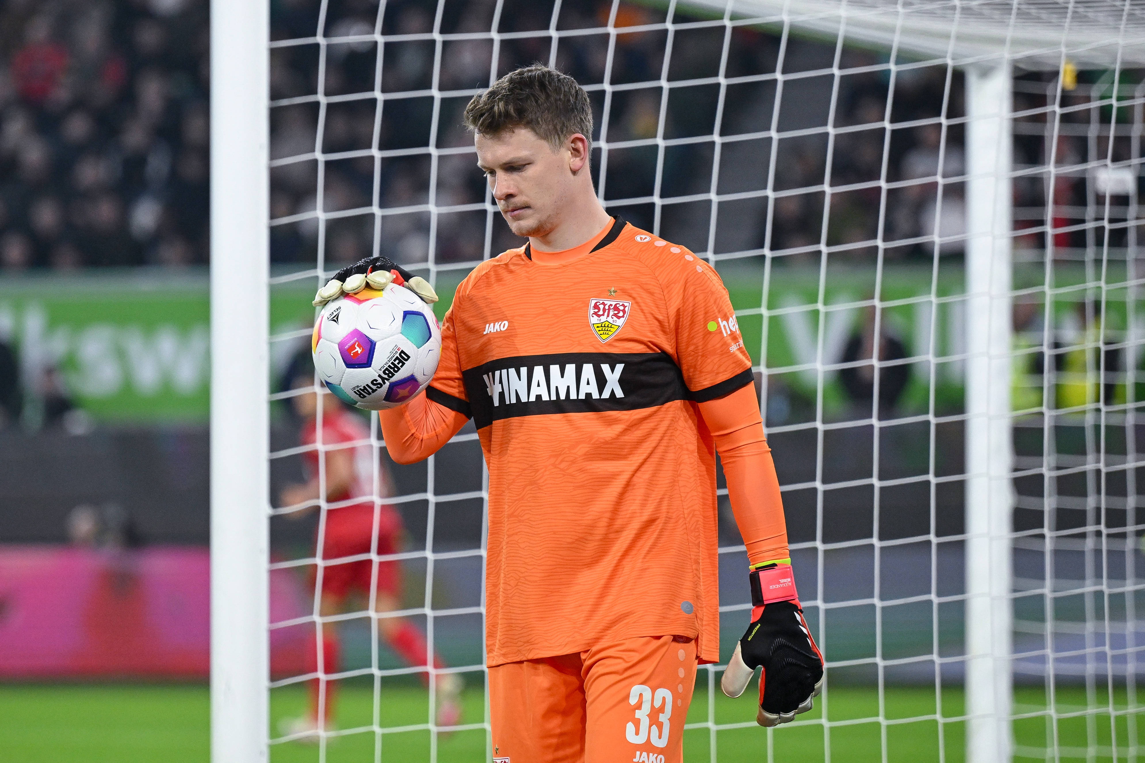 努貝爾談未來(lái)：現在還早，我與拜仁還有合同，但在斯圖加特很開(kāi)心