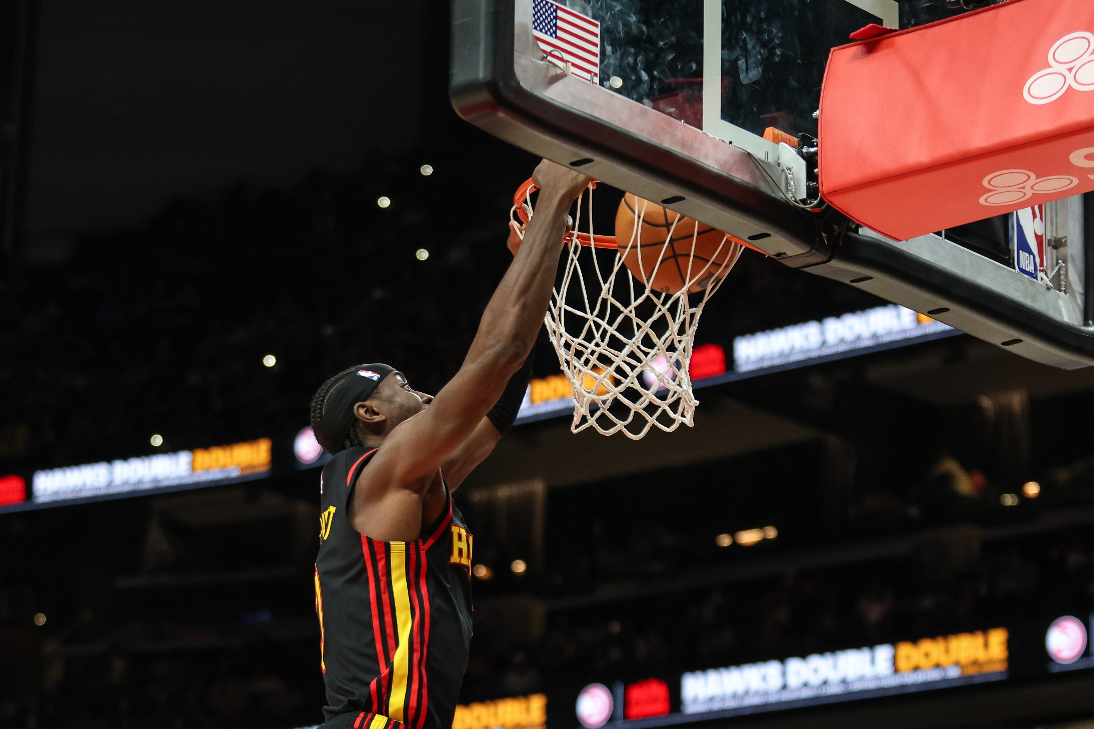 再次合作！比克斯塔夫：勒韋爾能做很多事非常全面 他從不會(huì )退縮