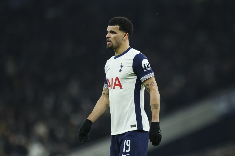 弗蘭克：索蘭克的腳踝問(wèn)題已經(jīng)困擾他一段時(shí)間，他決定做個(gè)小手術(shù)