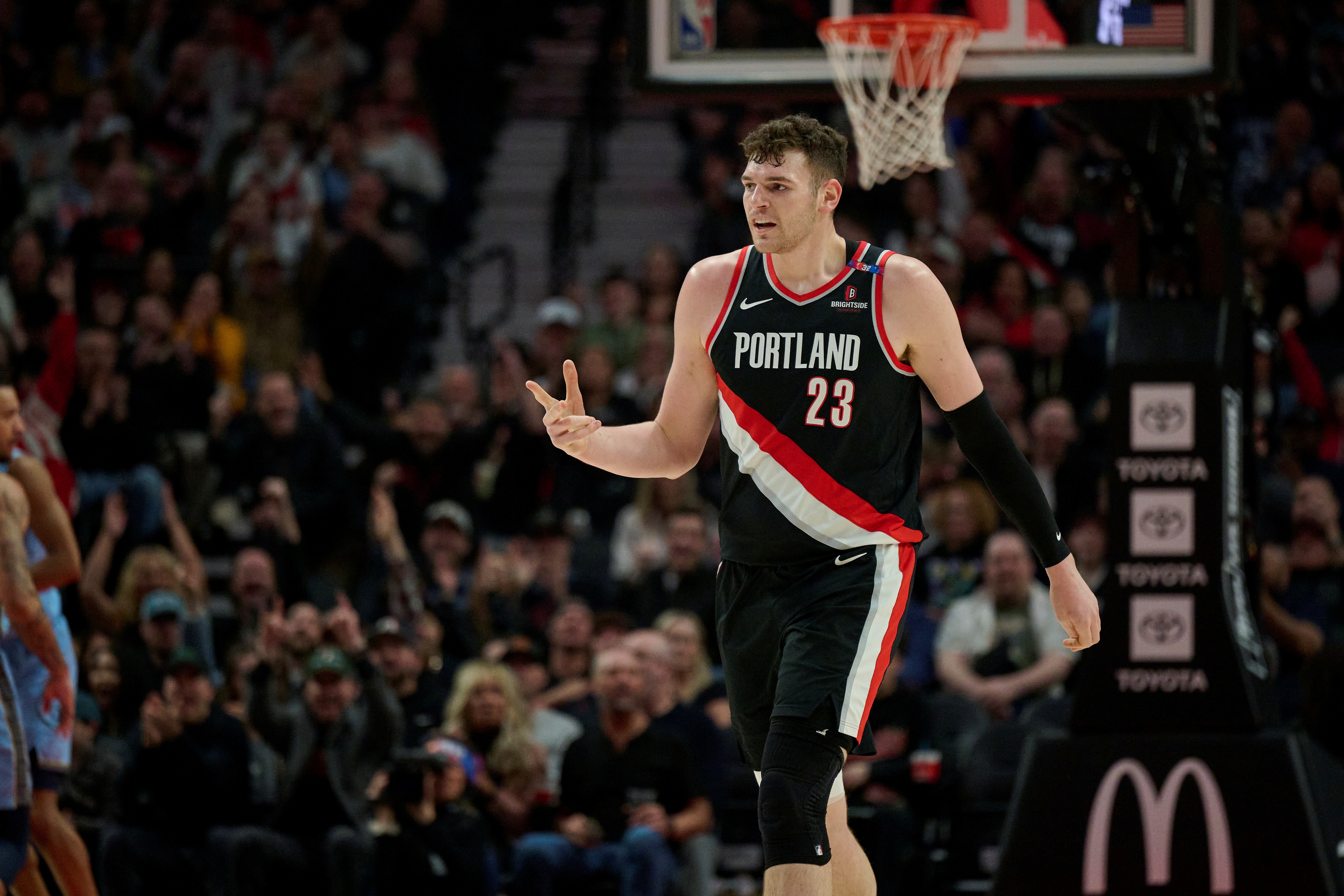 克林根：休賽期重點(diǎn)提升了體能 之前體重問(wèn)題影響了我在場(chǎng)的表現