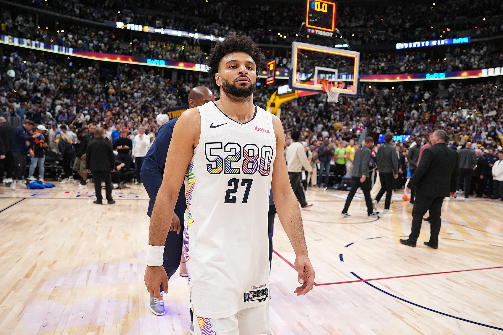 掘金副總裁：穆雷整個(gè)夏天都在與年輕球員溝通 鼓勵他們進(jìn)訓練館