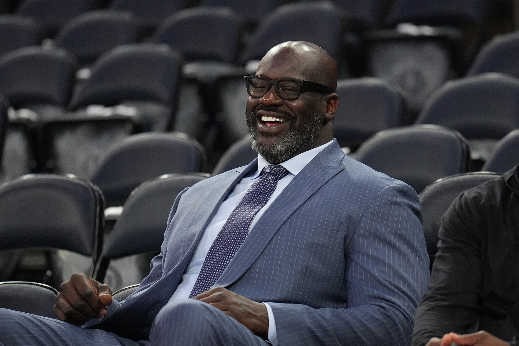 皮一下！奧尼爾此前參加節目：現女友是法國人叫米賽爾夫(myself)