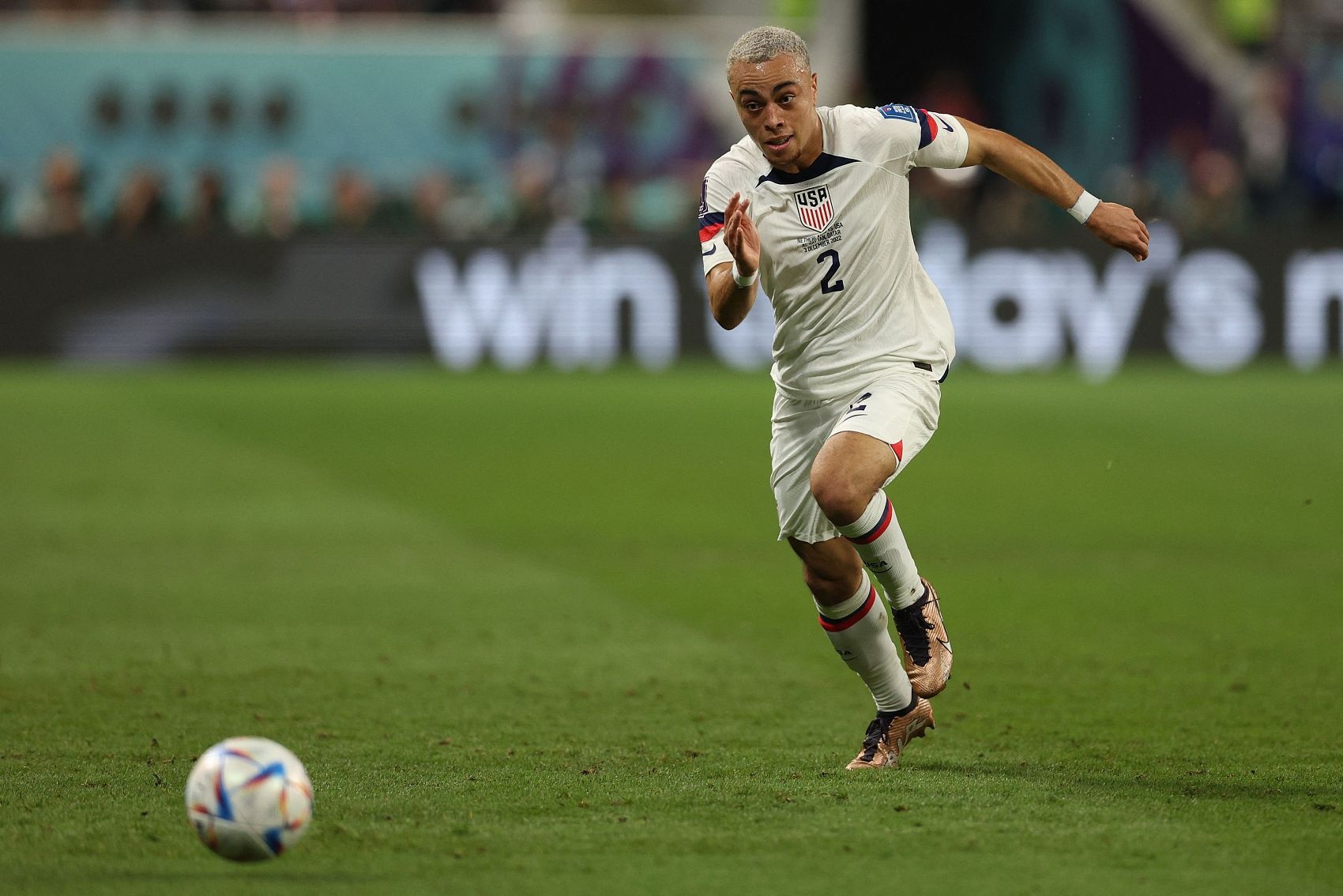 德斯特：希望有一天能回歸米蘭 永遠感激在巴薩效力的時(shí)光