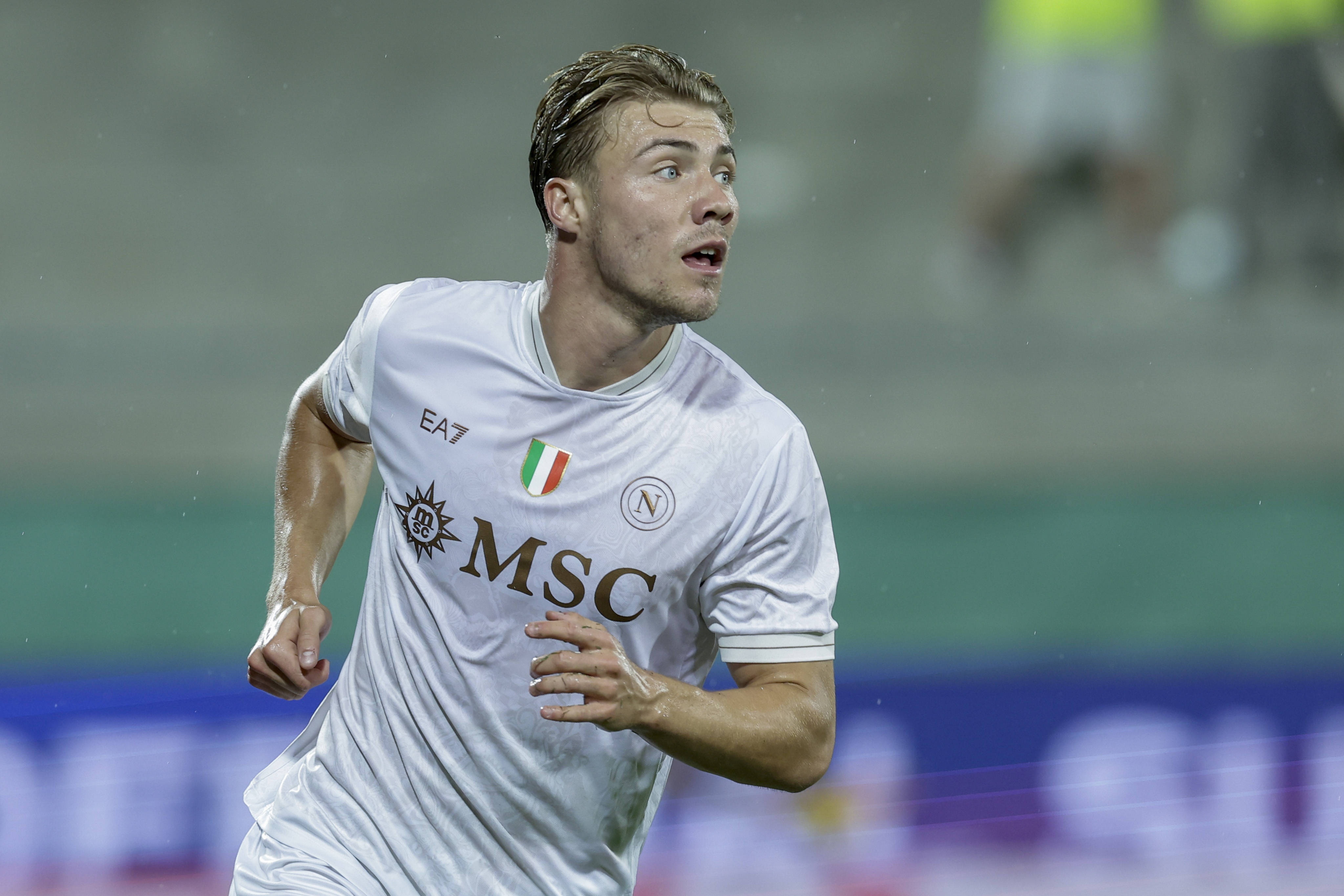 霍伊倫：我感謝了德布勞內，他拿球我就知道他能完美地傳到我面前